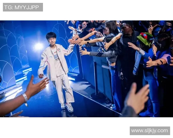 《英雄联盟电竞赛事全景解读：从全球总决赛到地区赛的激烈对决》