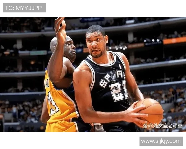 蒂姆邓肯的低调传奇与马刺王朝崛起背后的坚韧与智慧