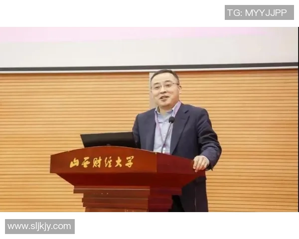 AL与CFO角色对比分析：企业财务管理中的新挑战与机遇